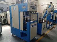 Machine de moulage par soufflage en plastique PET 5 galones pour bouteilles