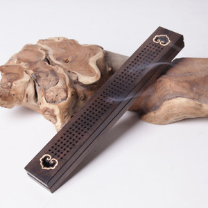 Porta incienso de ébano, varillas de incienso de sándalo y madera de agar, quemador de incienso, caja de incienso, bandeja para incienso - Product Image 1