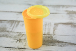 Gobelet en plastique PP sans BPA avec couvercle hermétique sécurisé, durable et réutilisable, pour boissons froides et stockage alimentaire, blanc - Product Image 2