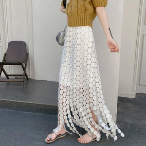 Jupes <span class=keywords><strong>tube</strong></span> droites <span class=keywords><strong>mi</strong></span>-longues taille haute françaises à franges à pois évidées pour femmes - Product Image 1