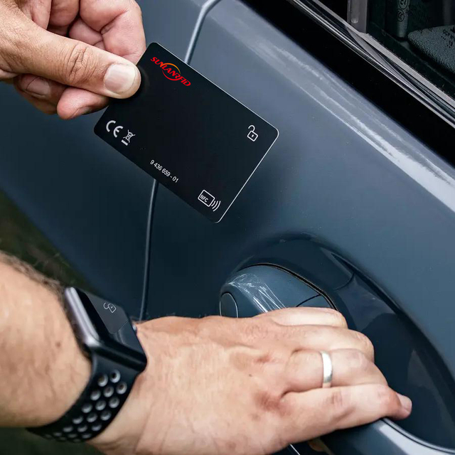 Automotive-Grade for  DUOX IC Card with Mini Tag NFC RFID Communication Interface for Secure Vehicle Authorization EV Char