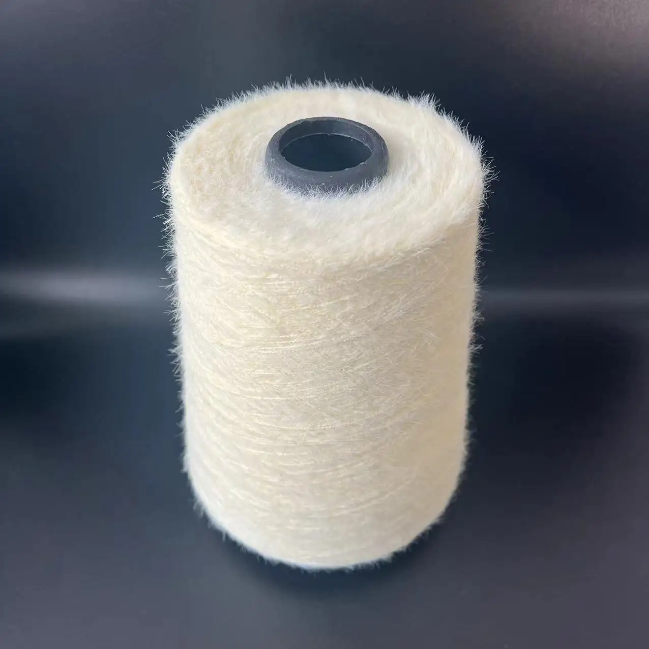 RHZ Hot selling 13NM/1 100% Nylon Mink Yarn Feather Yarn 1.3CM for knitting