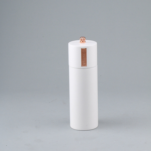 Moinho de pimenta de bambu com logotipo personalizado de estilo moderno e design personalizado premium - Product Image 4