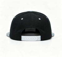 Gorra de Alta Calidad de Algodón para Exteriores con Visera Plana y Cierre a Presión, con Logotipo Personalizado y Talla Ajustable