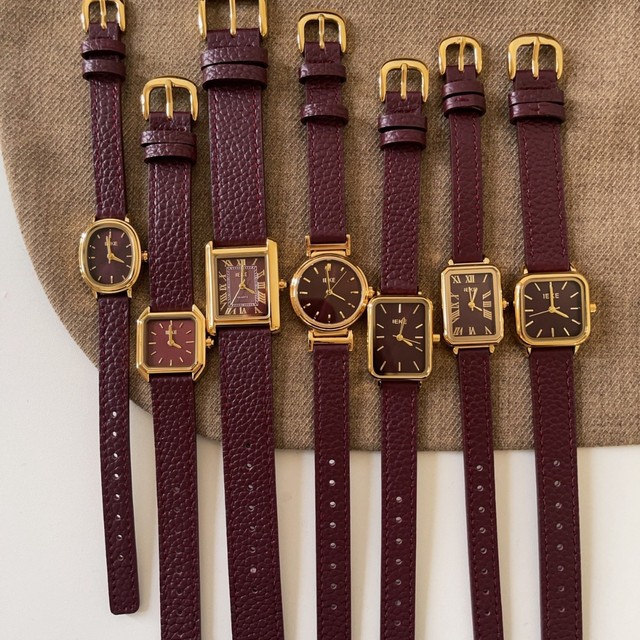 IEKE Vintage CHARM Alloy Case Women's Watch Leather Strap Quartz Movement Waterproof