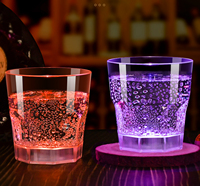 Allumez Led Activé Par L'eau Changement De Couleur Vin Whisky Bière Cola Jus Tasses Verre À Liqueur pour Bar Disco Boîte De Nuit
