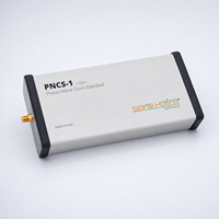Signal Hound PNCS-1 Horloge à bruit de phase standard 1 GHz, référence d'onde sinusoïdale à très faible bruit pour les tests d'analyseur de spectre