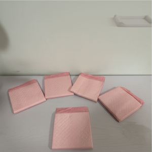 แผ่นรองซับฉี่สัตว์เลี้ยงยี่ห้อ OEM ขายดี 5 ชั้น คุณภาพสูง ซึมซับดีเยี่ยม - Product Image 2