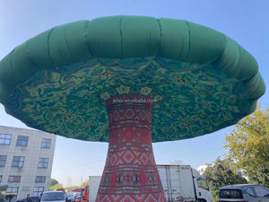 Decoración Gigante Inflable de Hongo para Exteriores, Temática de Alicia en el País de las Maravillas, para Escenarios Escolares - Product Image 3