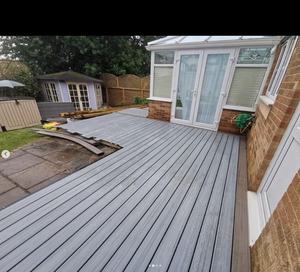 Panel Decorativo de WPC Extruido Impermeable y Antideslizante - Suelo Exterior de PVC Compuesto - Product Image 6