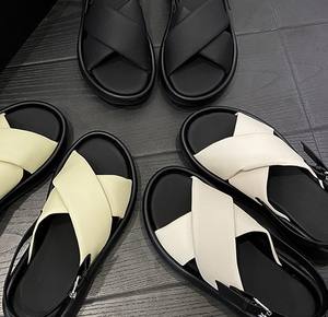 Sandalias de Plataforma con Tiras Cruzadas, Color Sólido, Sandalias Planas con Punta Cerrada y Tiras en X, Sandalias de Playa de Plataforma para Mujer, Verano 2025 - Product Image 2