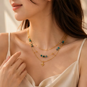 Delicata Collana a Catena Multistrato in Acciaio Inossidabile Placcato Oro 18K con Perline Colorate d'Acqua Dolce e Ciondolo a Stella, alla Moda per Unisex - Product Image 1