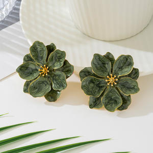 Pendientes de flores de gota de aceite verde fresco pequeños de moda pendientes de pétalos dobles irregulares Retro - Product Image 3
