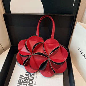 Sac messager tendance pour femme en PU. Avec doublure en polyester. Convient à un usage quotidien. - Product Image 6