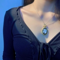 Joyería Vintage personalizada tallada concha negra fregona ágata camafeo colgante 925 plata esterlina 18K Collar chapado en oro