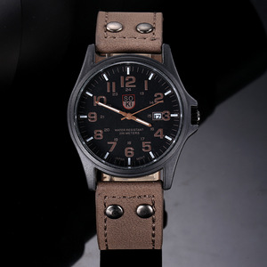 <span class=keywords><strong>Orologio</strong></span> da Polso SOKI da <span class=keywords><strong>Uomo</strong></span>, Sportivo, Casual, Elegante, Economico, al Quarzo <span class=keywords><strong>con</strong></span> <span class=keywords><strong>Cinturino</strong></span> <span class=keywords><strong>in</strong></span> <span class=keywords><strong>Pelle</strong></span> - Product Image 4