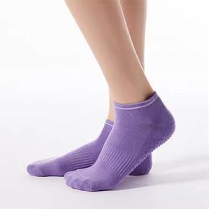 New Design Cheap Wholesale Yoga <b>Socks</b> for Women Non-slip Grips High Quality - Product Image 3