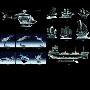 Modèle de camion élégant en verre pour collection d'art, personnalisable OEM, pour présentoir de verre et de cristal - Product Image 5