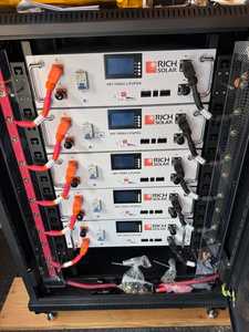 Batería de Litio LiFePO4 para Servidor ACOPOWER ALPHA 1, 100Ah/200Ah, 12.8V, Garantía de 5 Años, 1500 Ciclos, ALPHA 1 - Product Image 2
