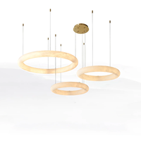 Lustre Suspendu d'Intérieur en Laiton Antique Bronze, Design Moderne Halo Di Pietra Alabaster, Double Anneau, Tube Rond