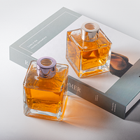Bouteille de diffuseur vide de 50ml 90ml 200ml 60ml 100ml Bouteilles de diffusion d'aromathérapie carrées en verre transparent
