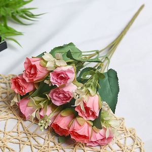 Fleur Artificielle Petit Bourgeon Rose Fleurs Artificielles Maison Table À Manger Fleur Ornementale À La Main BRICOLAGE Matériaux Décoratifs - Product Image 4