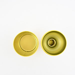 Lata de Metal Personalizada con Forma de Botella de Vino, Color Amarillo Brillante, Impresión Completa, Lata Vacía para Envasado de Regalos de Chocolate, Nueces y Dulces - Product Image 5