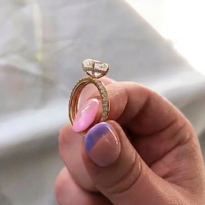 แหวนหมั้นเพชรทรงรีเพาะเลี้ยงในห้องปฏิบัติการ ทองคำแท้ 14K แหวนแต่งงานแบบโซลิแทร์ - Product Image 1