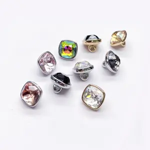 Shiny Cute Fatty Small Crystal Shank Button pour vêtements pour femmes