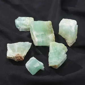 Cristalli pietre curative quarzo reiki campione minerale cristalli grezzi pietra calcite dei caraibi