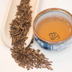 ชาโฮจิฉะคั่วเขียวสำหรับผู้แพ้คาเฟอีน ออร์แกนิกจาก USDA ให้สารกระตุ้นต่ำพิเศษ ปราศจากอาการกระสับกระส่าย ช่วยเติมความสดชื่นทุกวัน บรรจุถุงขนาดใหญ่ - Product Image 5