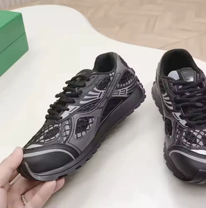 Sneakers alla Moda Unisex 2025, Nuove Scarpe di Design di Alta Qualità con Lacci Luminosi e Punta Morbida Stile <span class=keywords><strong>Bottega</strong></span> Veneta - Product Image 3