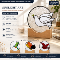Decorazione da Scrivania a Forma di Colomba della Pace, 7,5 Pollici, Vetro Colorato con Base in Legno, Regalo Religioso, Vendita all'Ingrosso, Pronto per OEM, Certificato BSCI