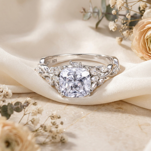 Bague de fiançailles en moissanite KARATS, taille brillant, argent 925, sertissage à griffes, design floral classique, luxe, certifiée GRA, 2,1g, pour femme - Product Image 3