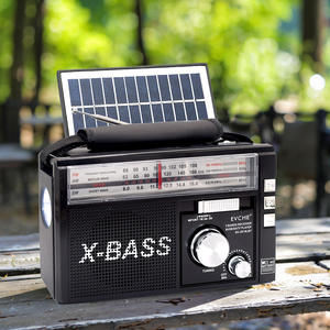 Lampe torche solaire d'urgence multifonctionnelle avec lecteur de carte, radio pleine bande, style rétro et portable - Product Image 4