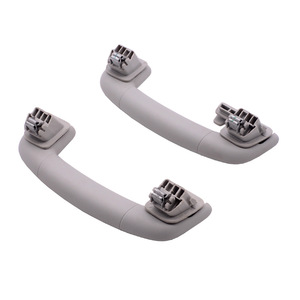 ที่จับหลังคา Tiguan L, ที่จับหลังคาภายใน, สีเทา ด้านหน้าและด้านหลัง 5NG857607A 5NG857643A - Product Image 2