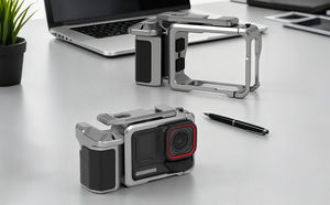 Professionnel pour <span class=keywords><strong>Go</strong></span> <span class=keywords><strong>Pro</strong></span> Camera Cage Rig, cadre en alliage d'aluminium CNC avec vis de 1/<span class=keywords><strong>4</strong></span> ", pour support de lumière de microphone de photographie vidéo - Product Image 2