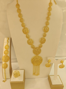 <span class=keywords><strong>Set</strong></span> di gioielli africani in oro laminato 24k, quattro pezzi, stile Dubai, oro giallo, collana e orecchini, gioielli neri africani - Product Image 6