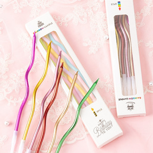 Vela de Cera Prateada Criativa Curvada e Torcida para Decoração de Festa de Aniversário, Páscoa Romântica, Ano Novo ou Ocasiões de Bar - Product Image 5