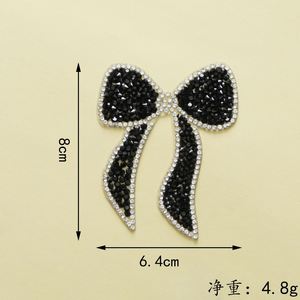 Nouvel empiècement nœud papillon brillant auto-adhésif en strass colorés pour la décoration de vêtements et sacs - Product Image 3