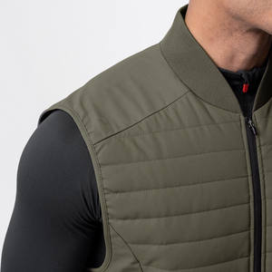 Gilet da lavoro con stampa personalizzata OEM giubbotto da uomo leggero e sostenibile - Product Image 3