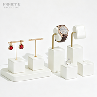 Ensemble de présentoirs de bijoux personnalisés de marque FORTE, présentoir de luxe pour montres et boucles d'oreilles