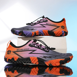 <span class=keywords><strong>Chaussures</strong></span> aquatiques unisexes antidérapantes à cinq <span class=keywords><strong>doigts</strong></span> pour la natation, la plongée et le fitness en extérieur, <span class=keywords><strong>avec</strong></span> semelle en caoutchouc, pour la marche sur le sable et la baignade - Product Image 5