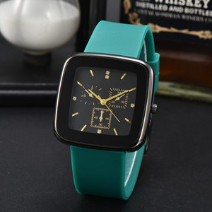 Montre à Quartz Multifonctionnelle Carrée de 40,5 mm pour Hommes, Grand Cadran, Tendance Affaires, avec Diamants Incrustés et Chronomètre – Vente en Gros - Product Image 1