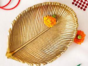 Plateau décoratif en métal résistant aux intempéries de style luxe pièce maîtresse de table aspect moderne pour la maison, l'hôtel, la table de café et l'espace de vie moderne - Product Image 2