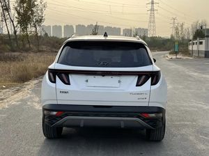 <span class=keywords><strong>Hyundai</strong></span> <span class=keywords><strong>Tucson</strong></span> L 1.5T <span class=keywords><strong>2023</strong></span> Usado, Tracción en Dos Ruedas, Edición DLX Deluxe, SUV Compacto - Motor de Gasolina, Ideal para Familias y Desplazamientos - Product Image 6