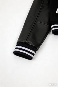 แจ็คเก็ตวาร์ซิตี้แบบกลับด้านได้ รุ่น RAD BLACK KIDS ผ้าขนสัตว์/โพลีเอสเตอร์ กันลม ลายปั๊มนูน สไตล์ฮิปฮอป สำหรับการสั่งซื้อจำนวนมาก - Product Image 4