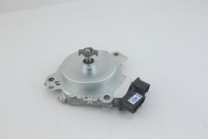 Hot Sell Auto Part PE02124Z0B <strong>Solenoid</strong> Engine <strong>Variable</strong> <strong>Valve</strong> <strong>Timing</strong> (Vvt) <strong>Solenoid</strong> for Mazda 3 2.0L SKYACTIV A/T FWD 2.0 Sedan - Product Image 2