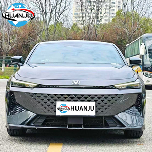 <span class=keywords><strong>Voiture</strong></span> d'<span class=keywords><strong>occasion</strong></span> Bestseller 2025 Changan Uni-V 1.5T 500 bar Premium LHD Berline <span class=keywords><strong>Automatique</strong></span> Turbo Compacte pour la Ville - Product Image 3