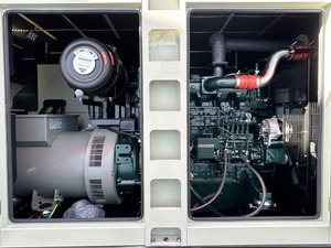 Doosan <span class=keywords><strong>Hyundai</strong></span> DP086CBK 200kw gruppo elettrogeno Diesel 225kw tipo aperto silenzioso con opzione ATS certificato EPA Tier 3 - Product Image 2